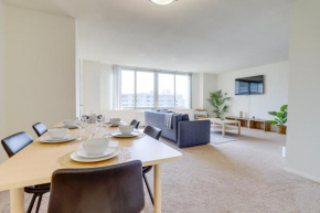 Cozy 2 BR Condo At Arlington With Gym
